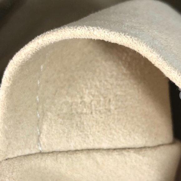 Louis Vuitton hobo - Picture 9 of 12